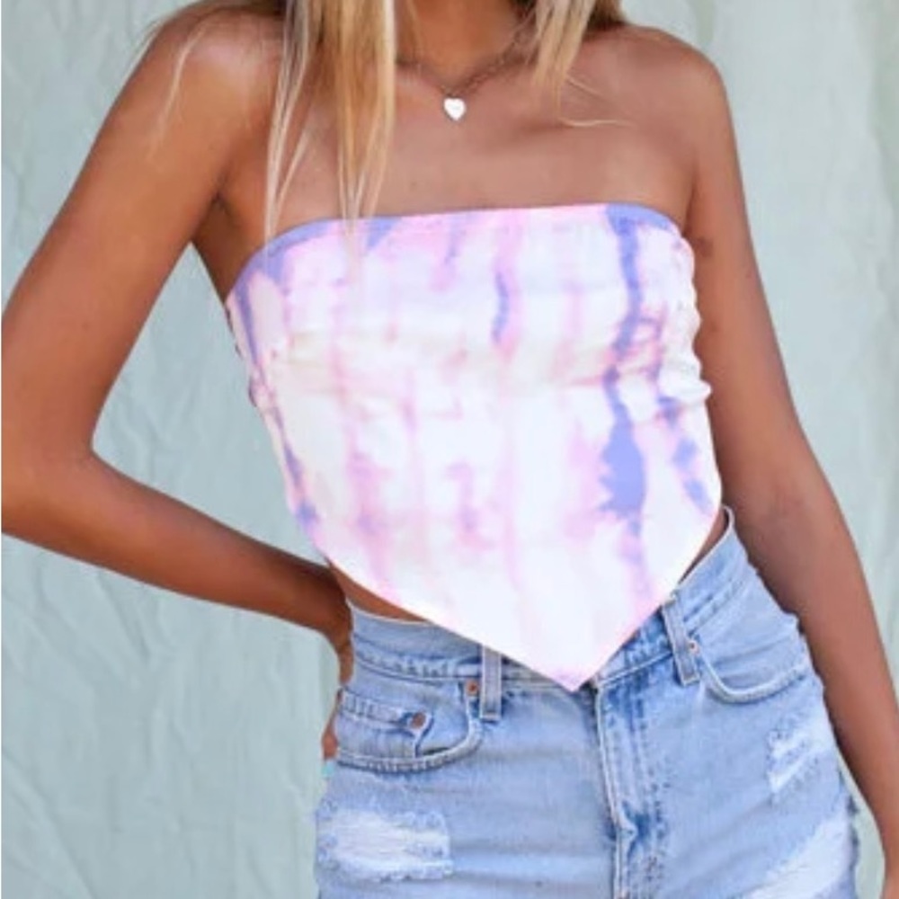 isabelle’s cabinet scarf top